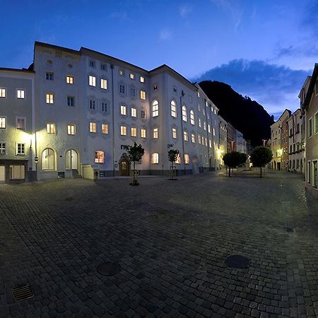 Hotel Kolping Халайн Екстериор снимка